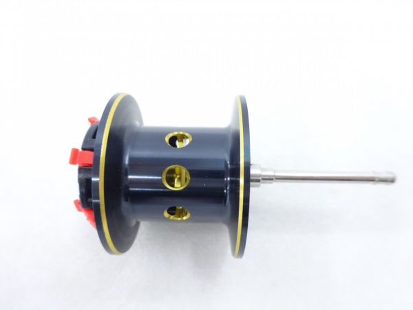 13メタニウム 純正スプール組